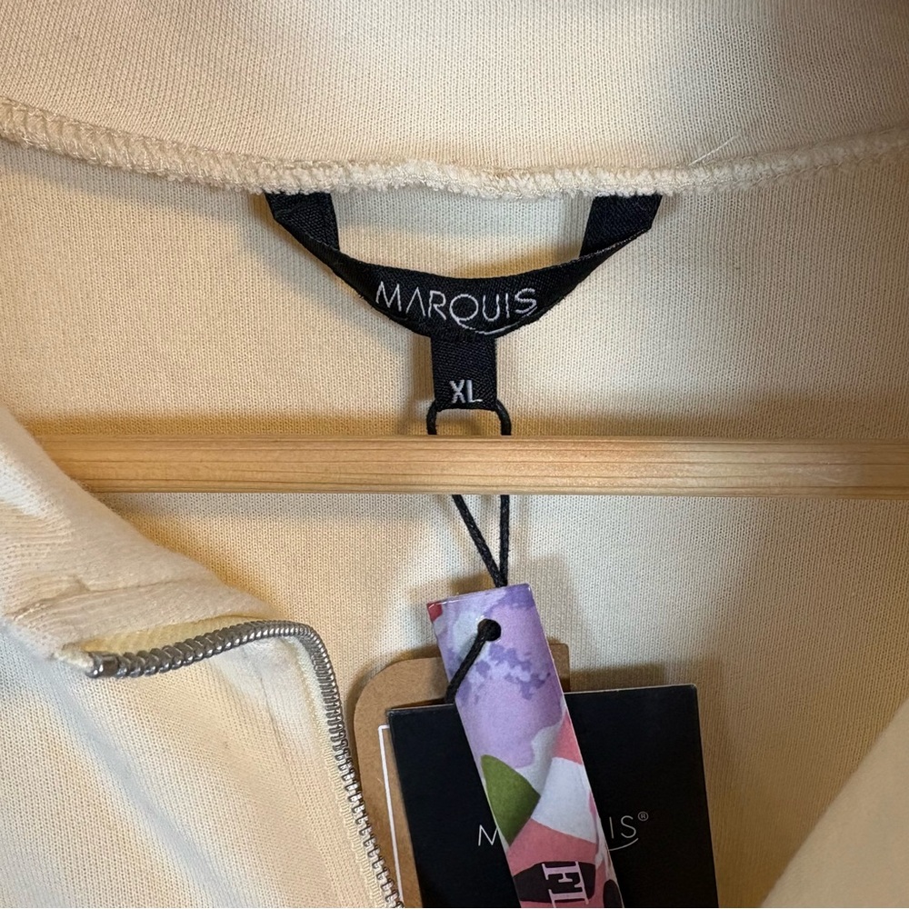 NWT Marquis Women’s Buttery Yellow Cropped Zip-Up Sweater, Size XL, Cotton Blend - Picture 4 of 7